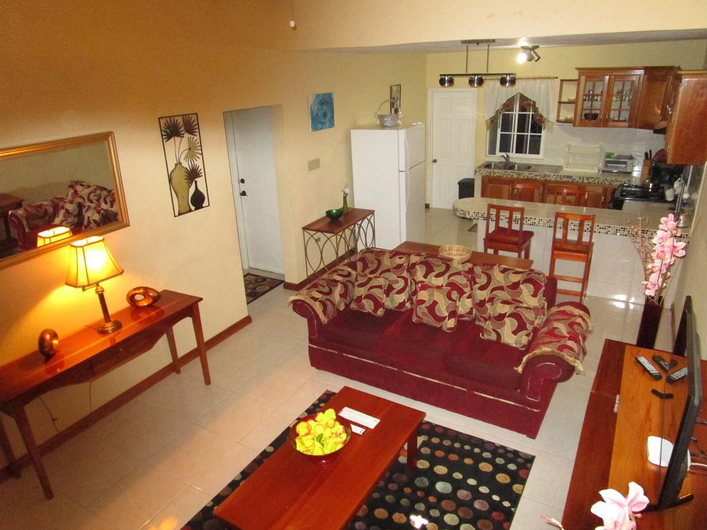 The Residence Portmore Apartments 외부 사진