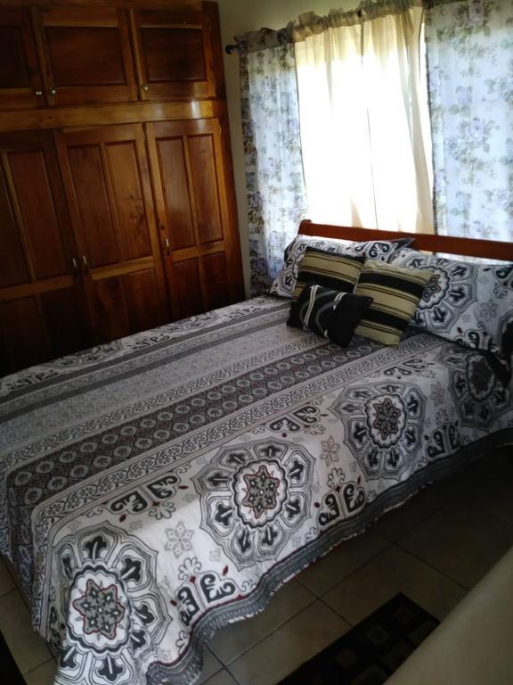 The Residence Portmore Apartments 외부 사진